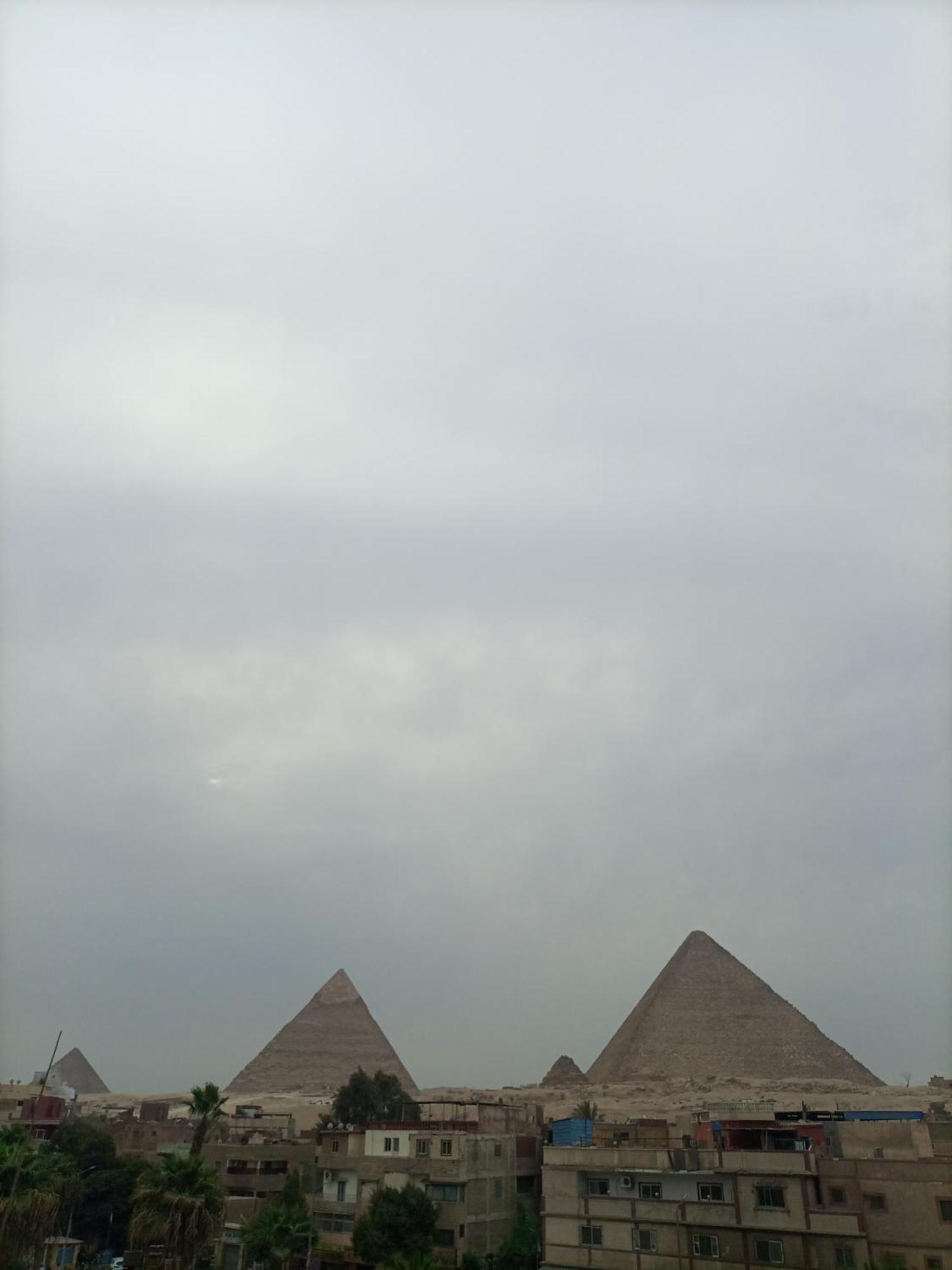 Fantastic Three Pyramids View Hotel