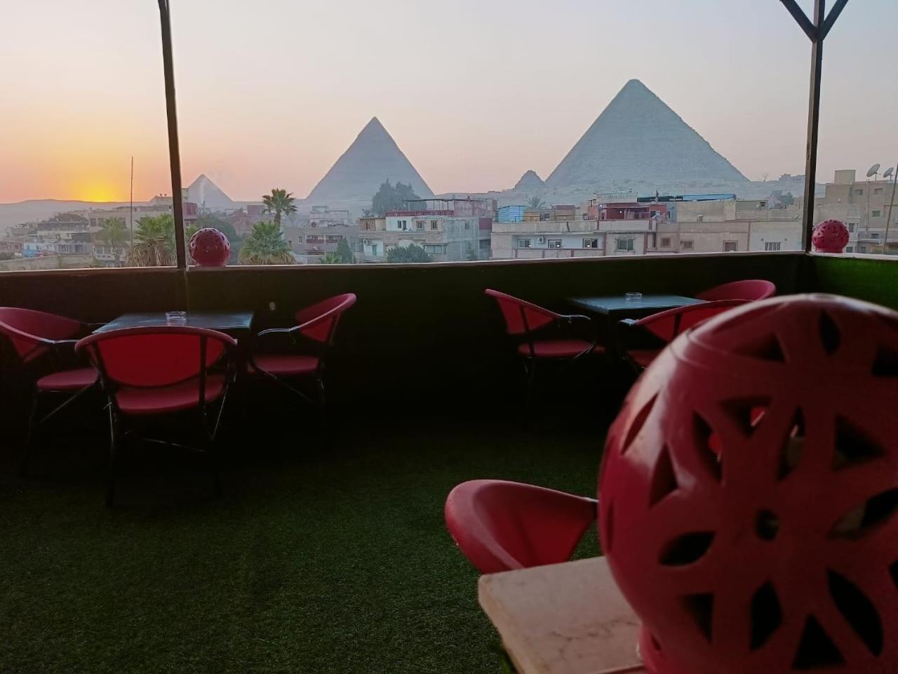 Fantastic Three Pyramids View 4*