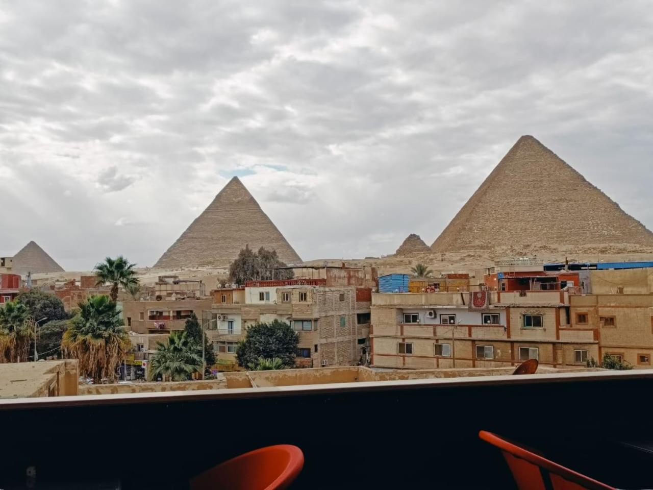 Hotel Fantastic Three Pyramids View