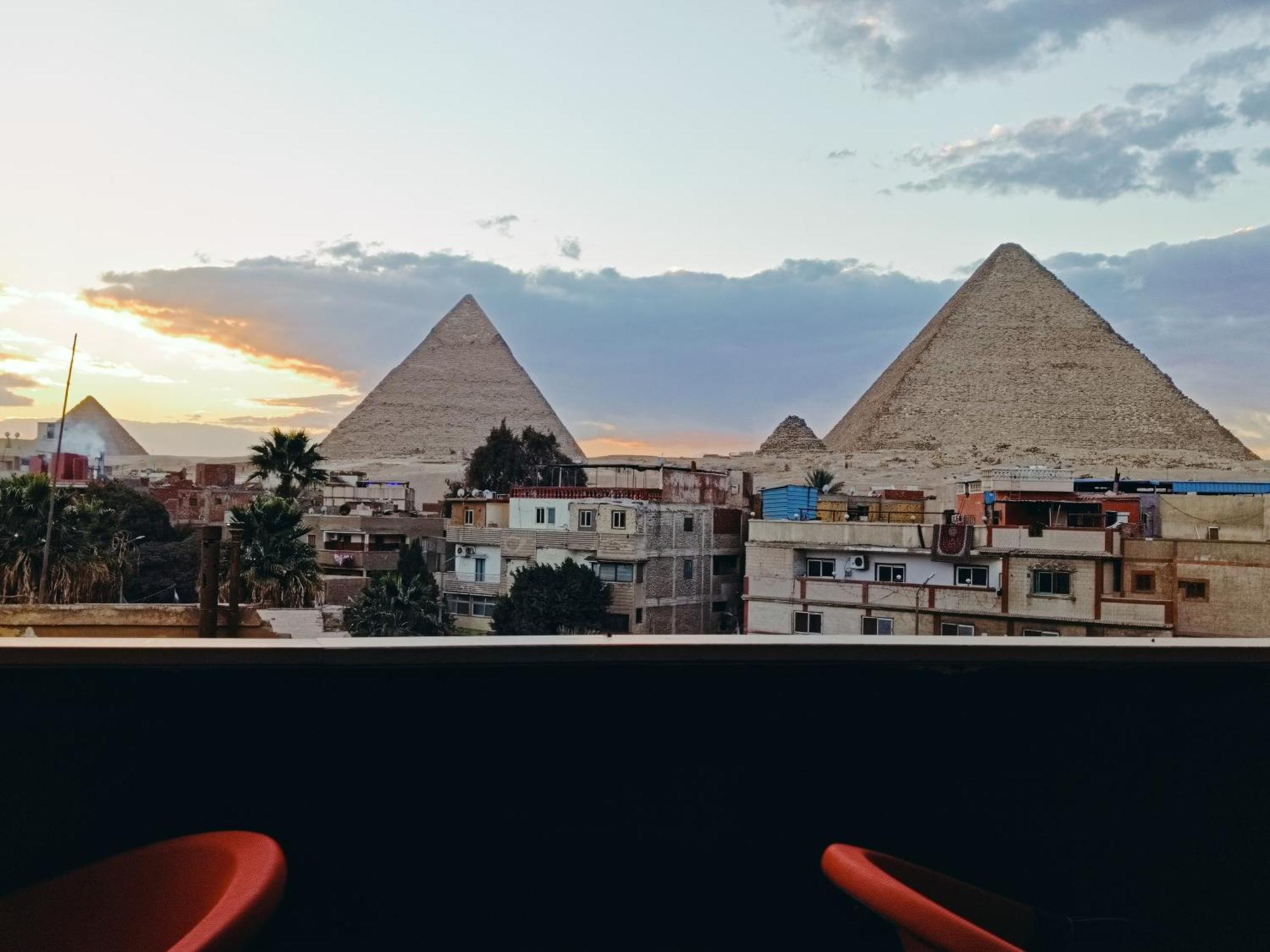 Hotel Fantastic Three Pyramids View